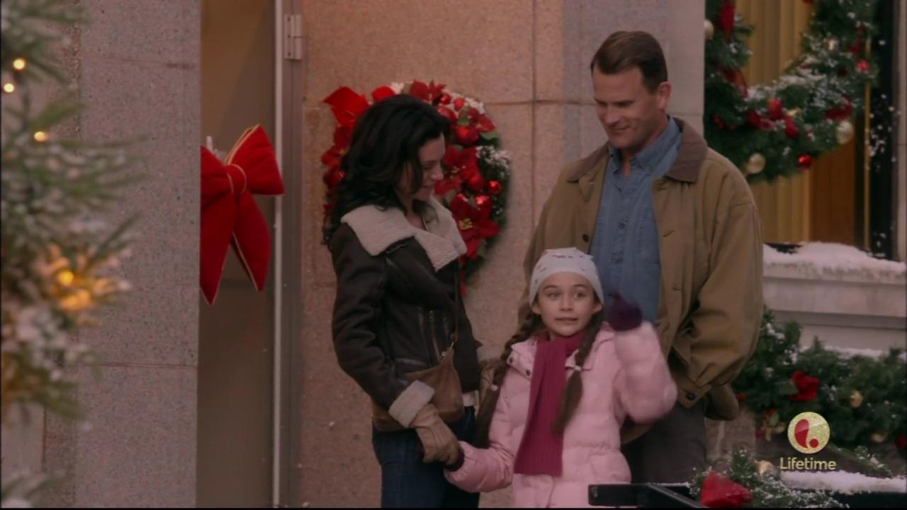 hbd_lastchanceforchristmas_385.jpg