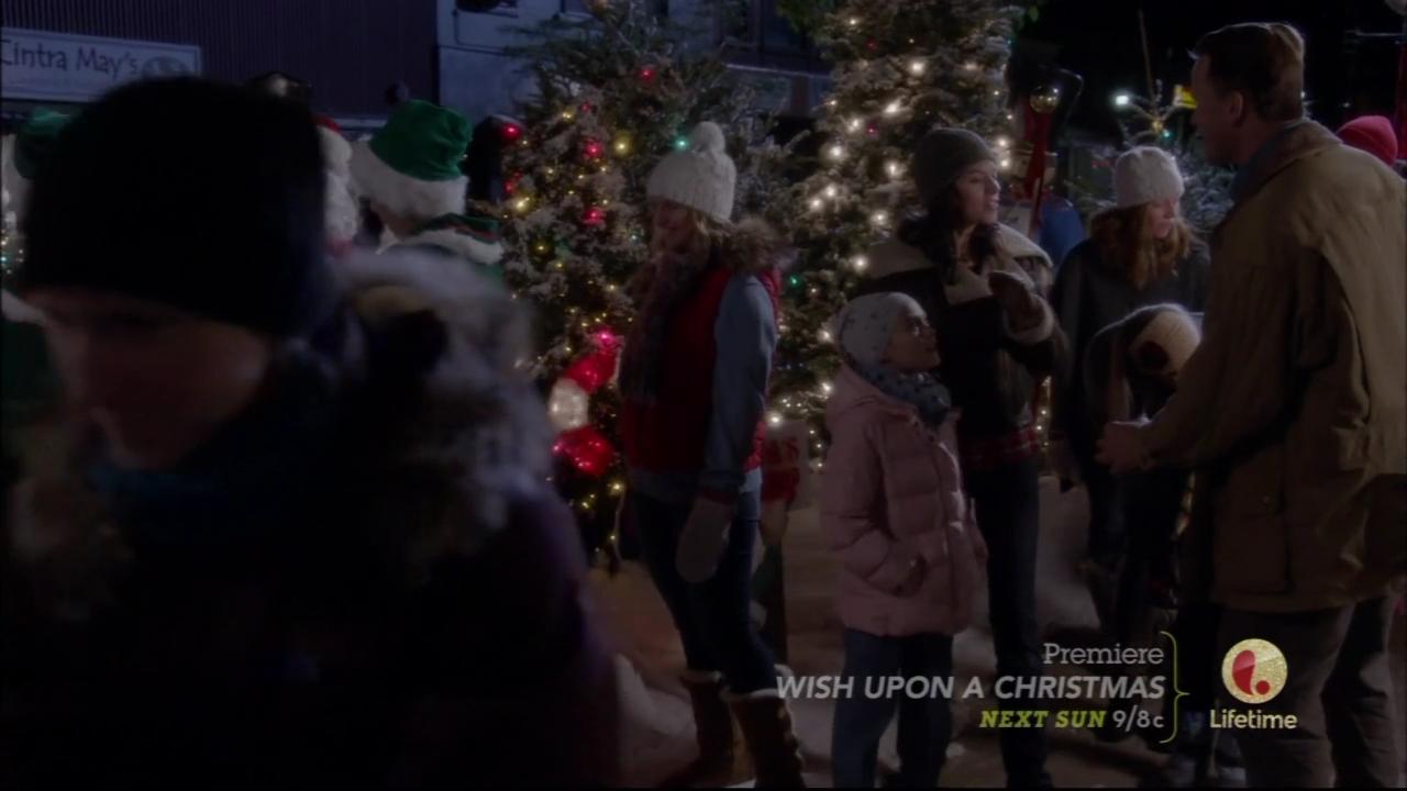 hbd_lastchanceforchristmas_590.jpg