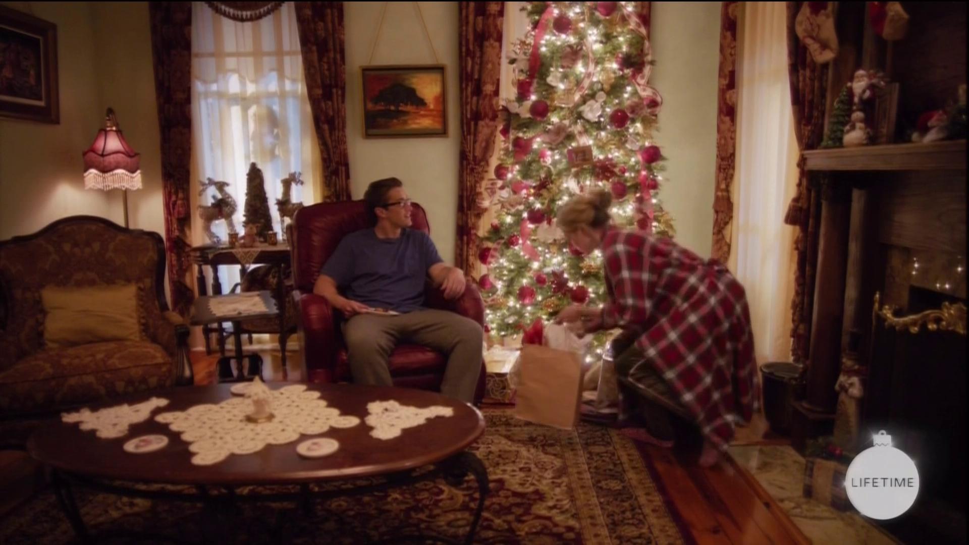 hbd_thechristmascontract_0759.jpg